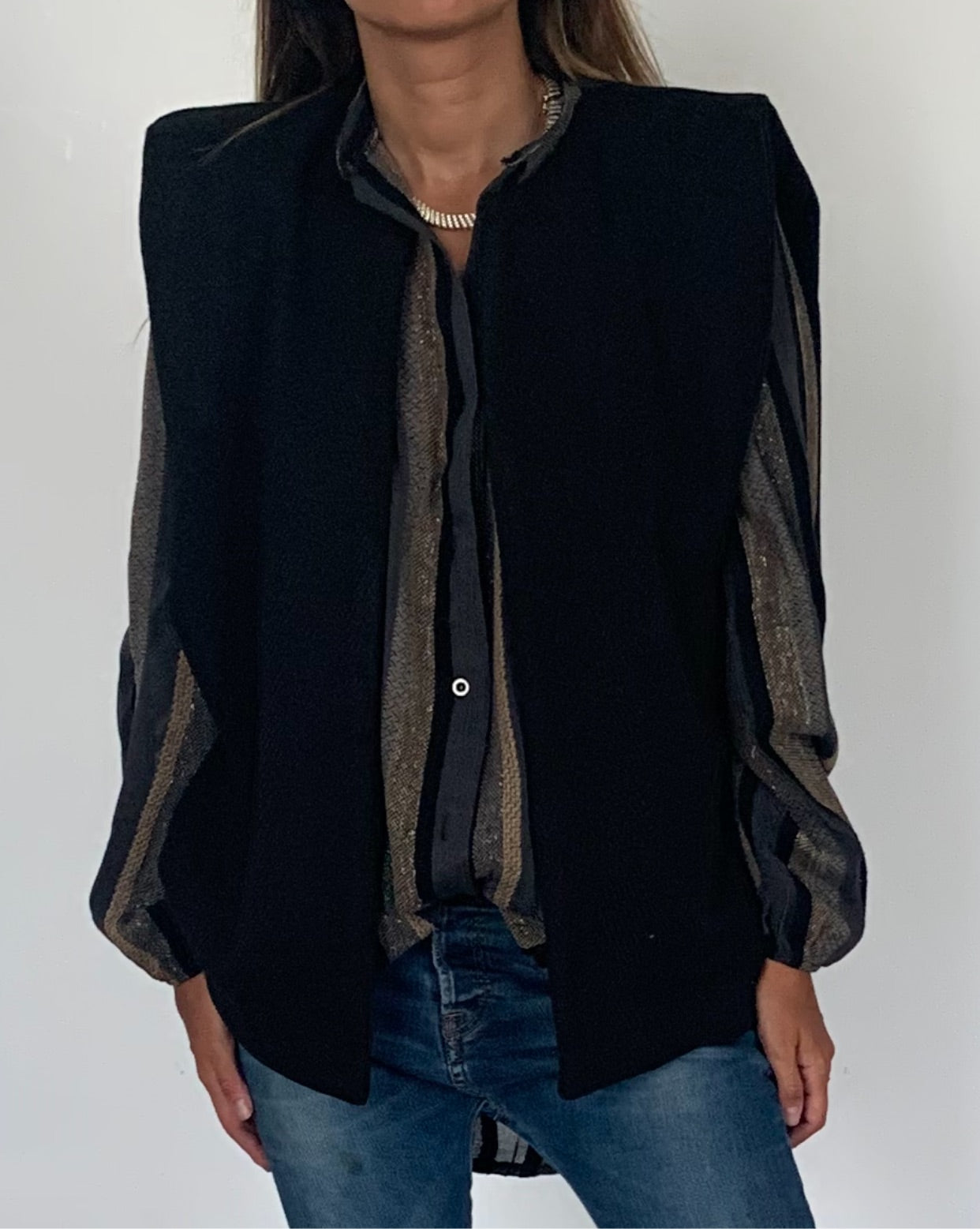 Veste epaulette sans manches