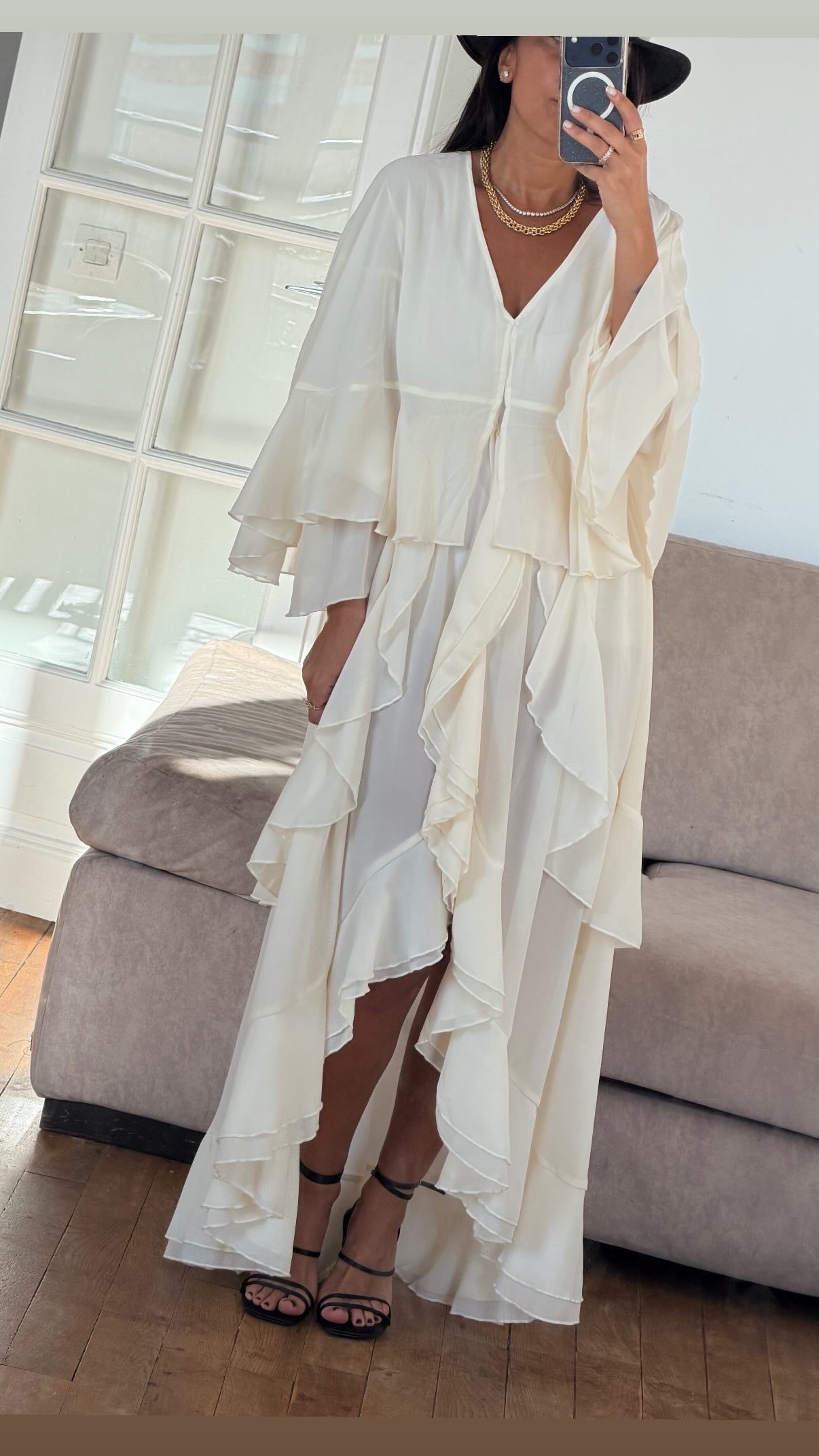 Robe Nelly