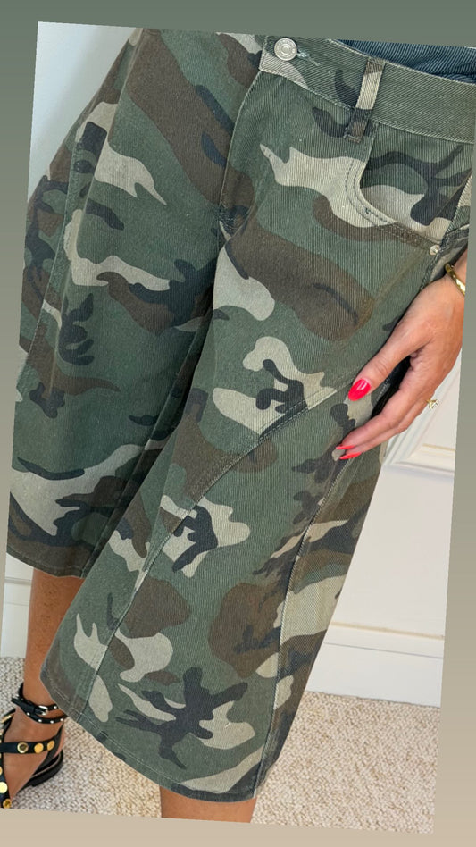 Bermuda camouflage