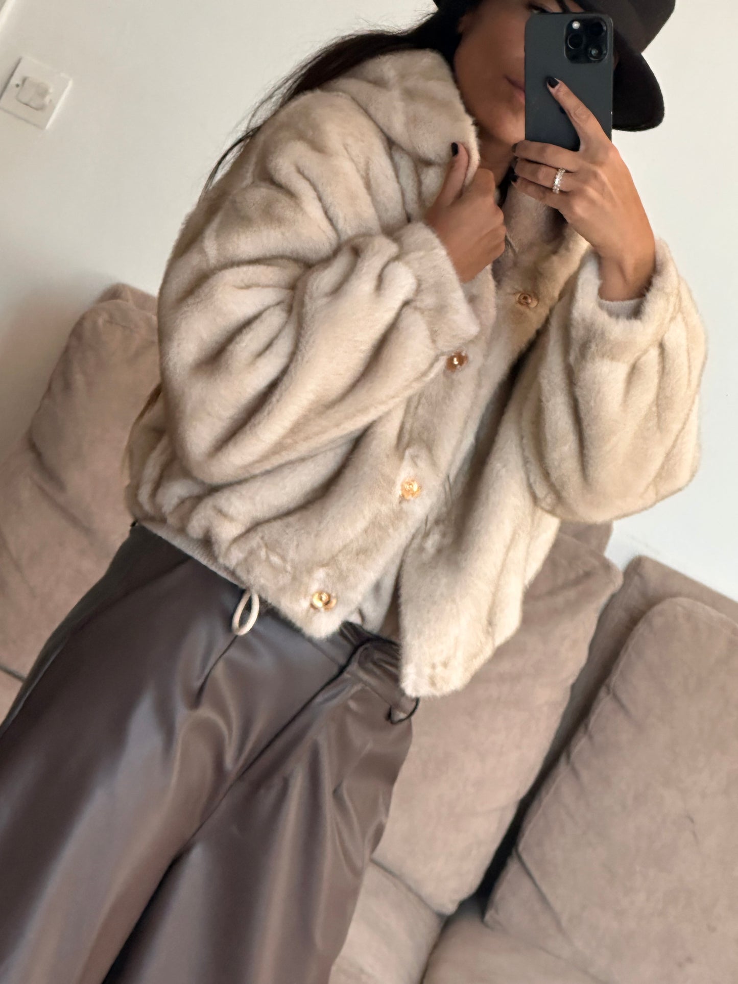 Veste Lev